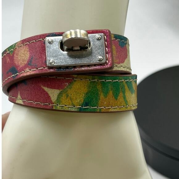 Patricia Nash Leather Red Floral Wrap Bracelet - Picture 6 of 10